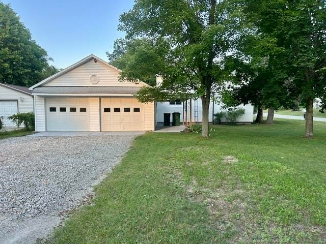Photo of 706 W Beech Street, Gladwin, MI 48624 (MLS # 50217535)