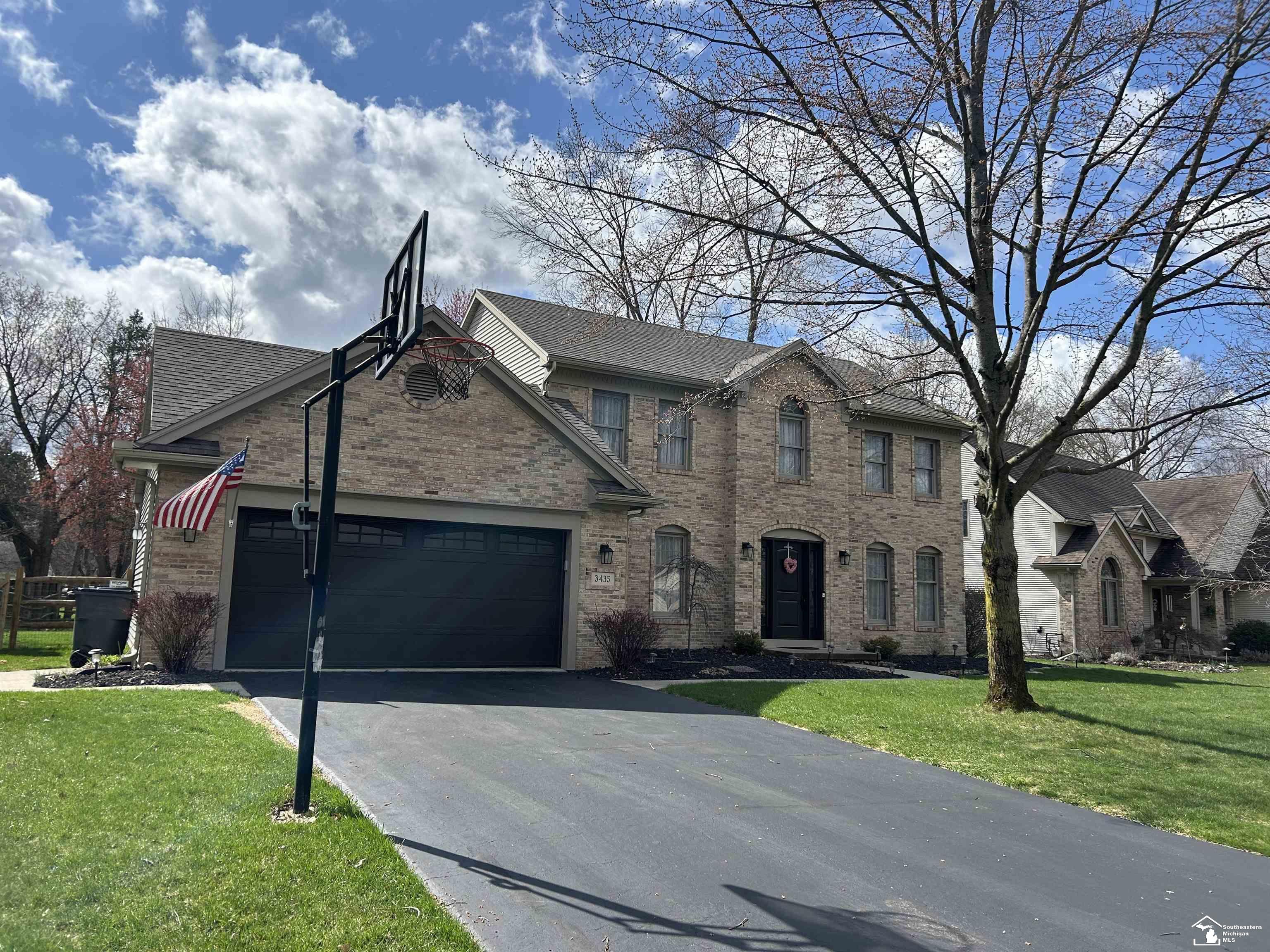 3435 Shadywood Drive