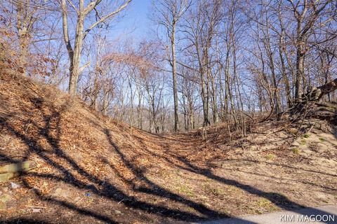 Photo of Lot 45 Valleywood Court, Holland, MI 49423 (MLS # 70523086)
