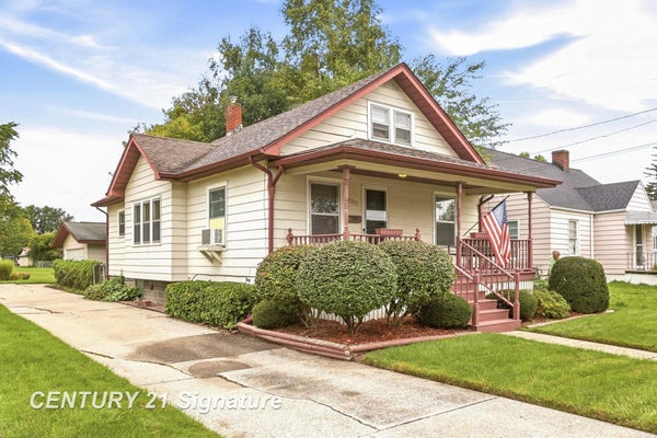 2317 N CHARLES ST, SAGINAW, MI 48602 - Image b6062d034d32362c6bc44f1fece8dc4f/120013390