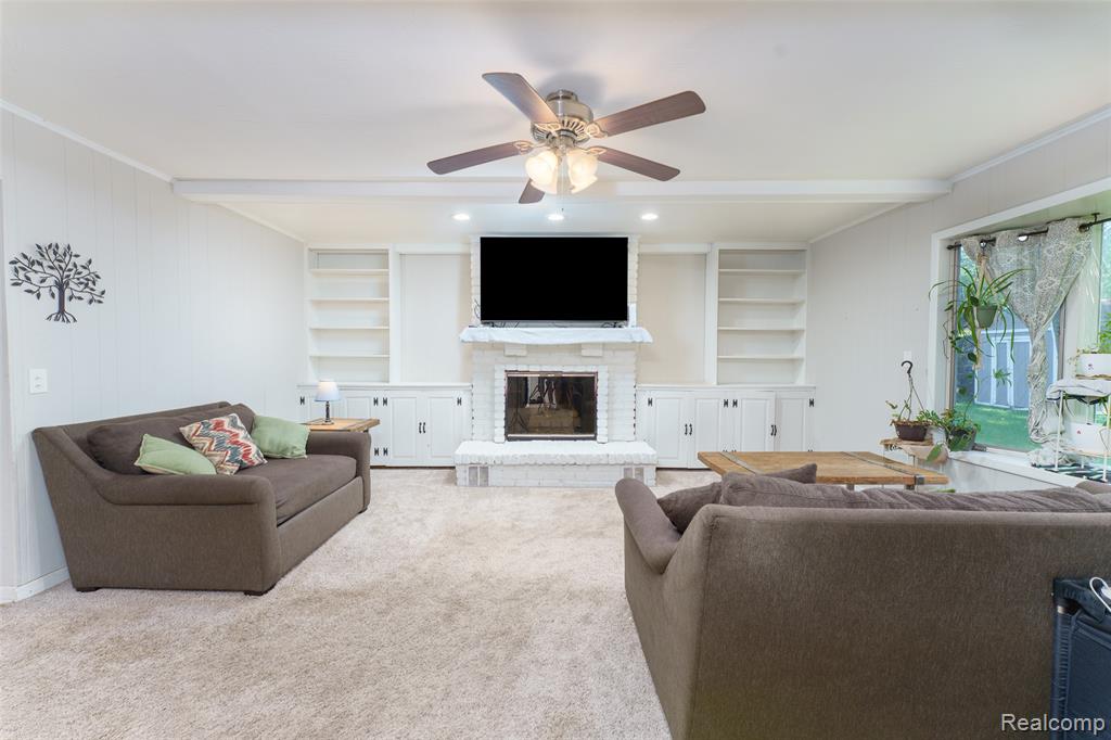 1192 Oakmont Drive