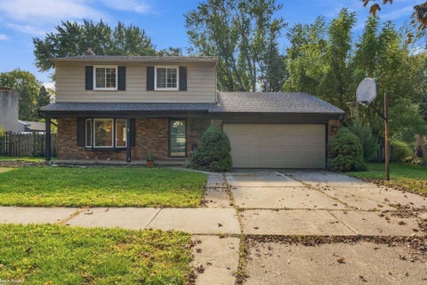 Photo of 23876 Indianwood Street, Clinton Township, MI 48035 (MLS # 50224553)