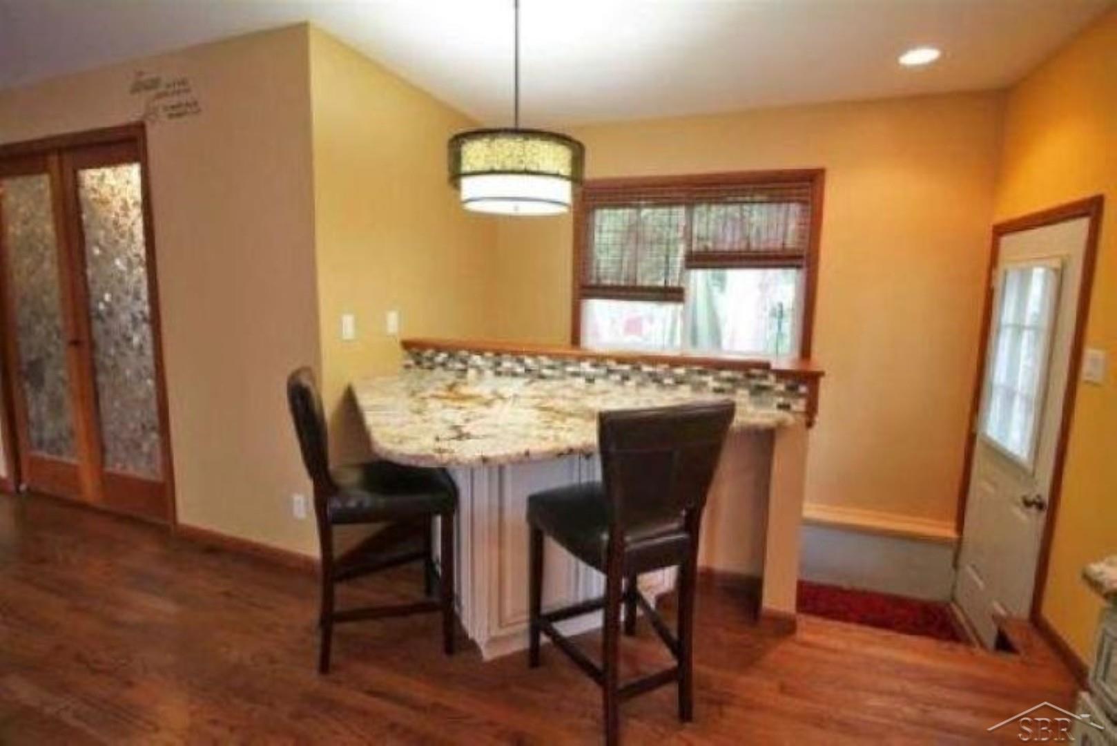 Midland, Michigan 48642, United States, 3 Bedrooms Bedrooms, ,2 BathroomsBathrooms,Residential,Active,249871