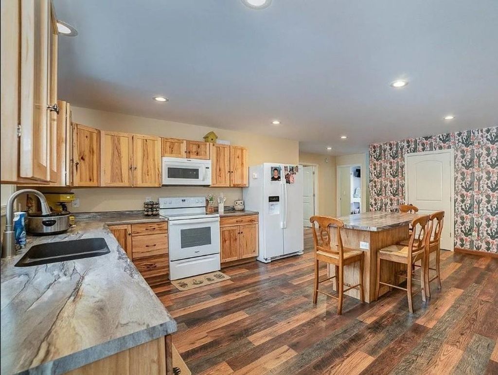Photo of 2565 M30 Road, Beaverton, MI 48612 (MLS # 50188916)