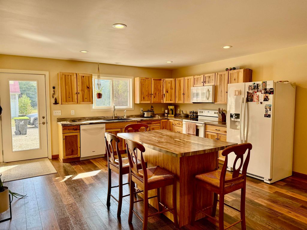 Photo of 2565 M30 Road, Beaverton, MI 48612 (MLS # 50188916)