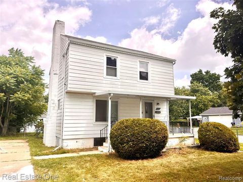 Photo of 904 Jefferson Street, Ypsilanti, MI 48197 (MLS # 61007188)