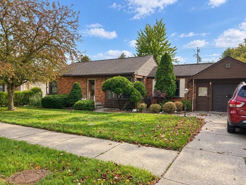 Photo of 19910 Parkside Street, Saint Clair Shores, MI 48080 (MLS # 50207959)