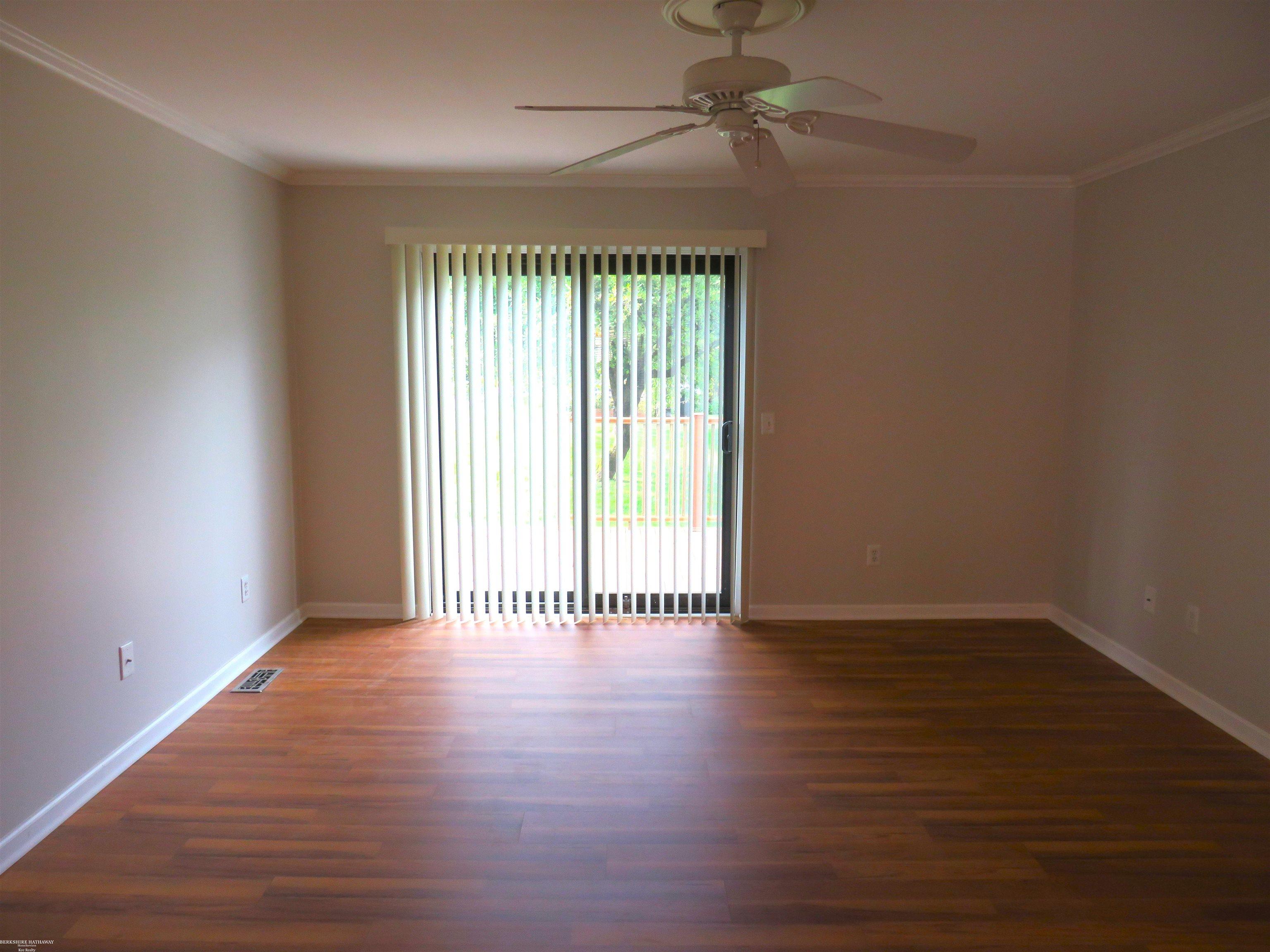 Washington Twp, Michigan 48094, United States, 2 Bedrooms Bedrooms, ,1 BathroomBathrooms,Residential,Active,195658