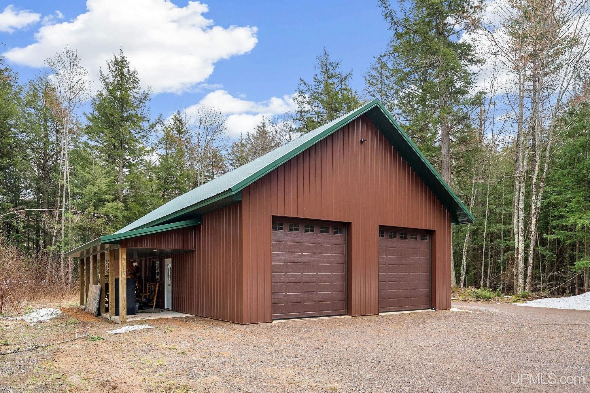505 E Bass Woods Ln, Gwinn, MI, 49841, USA, 3 Bedrooms Bedrooms, ,3 BathroomsBathrooms,Residential,Active,505 E Bass Woods Ln,50206341