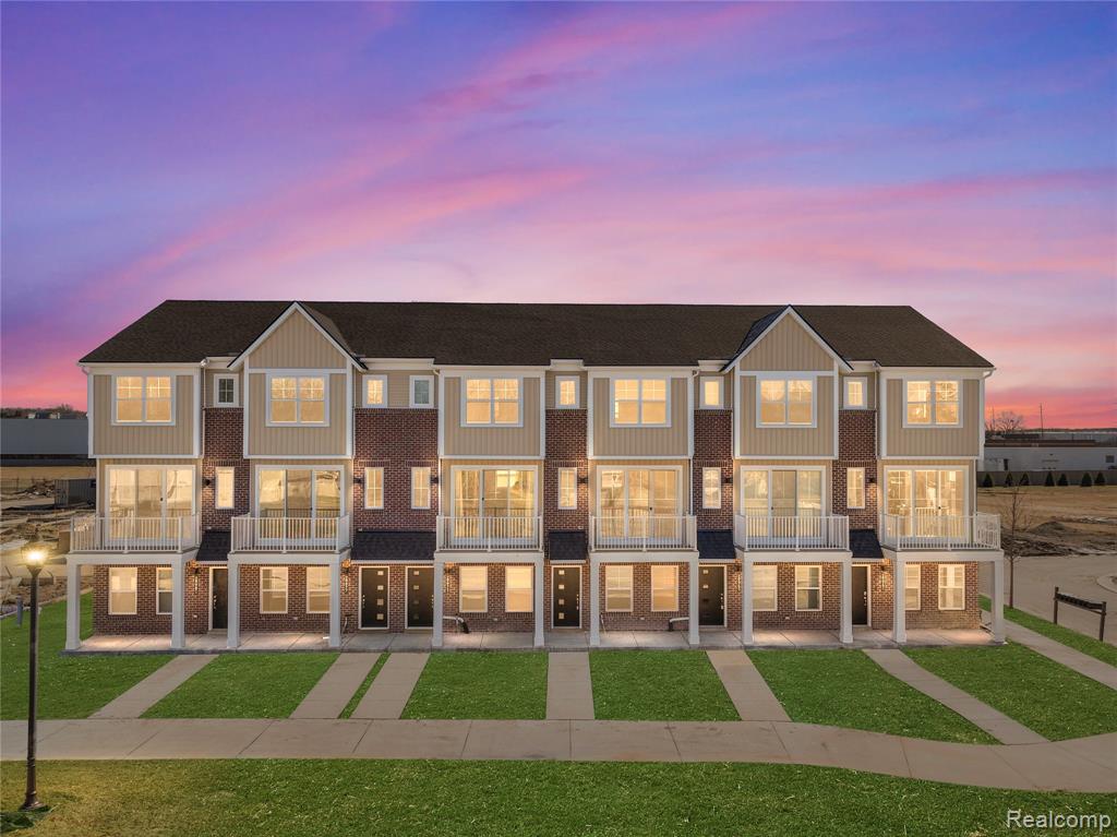 30037 Center Street 20