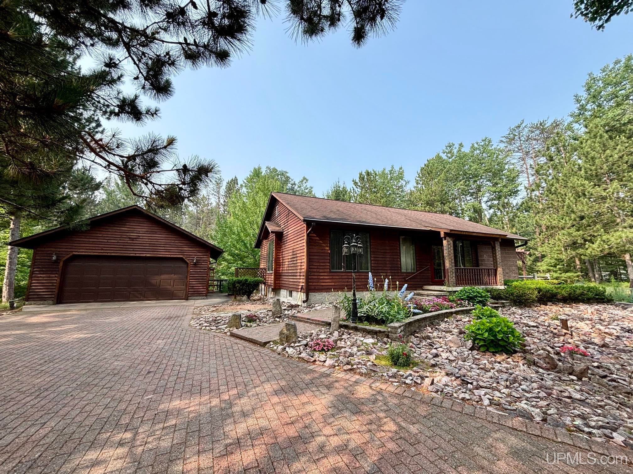 276 Lakewood Lane