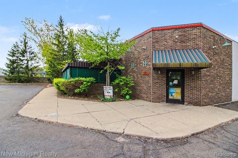 Photo of 7000 Merriman Road, Romulus, MI 48174 (MLS # 60992969)
