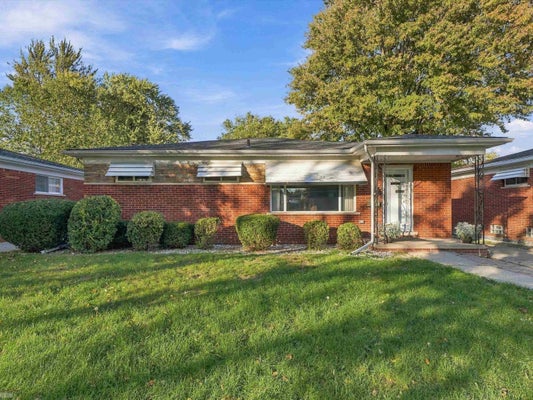 20013 MAUER ST, SAINT CLAIR SHORES, MI 48080 - Image ba2f54bbff758b942f736a0b4175c9cf/424882199