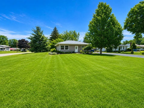 Photo of 301 Pepperidge Lane, Battle Creek, MI 49015 (MLS # 70539105)