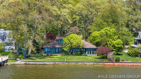Photo of 1140 Marigold Lane, Holland, MI 49424 (MLS # 70559833)
