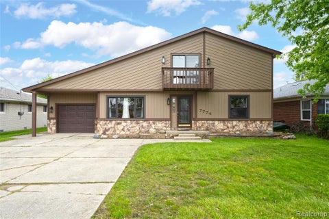 Photo of 7774 Colony Drive, Clay, MI 48001 (MLS # 60998964)
