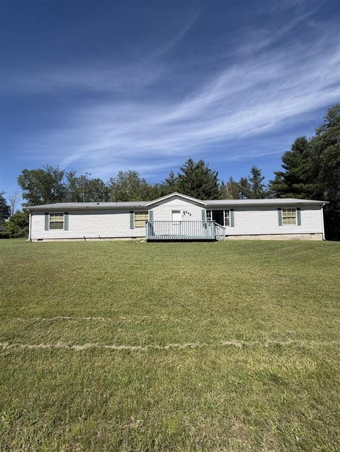 Photo of 646 George Street, Clare, MI 48617 (MLS # 70542643)