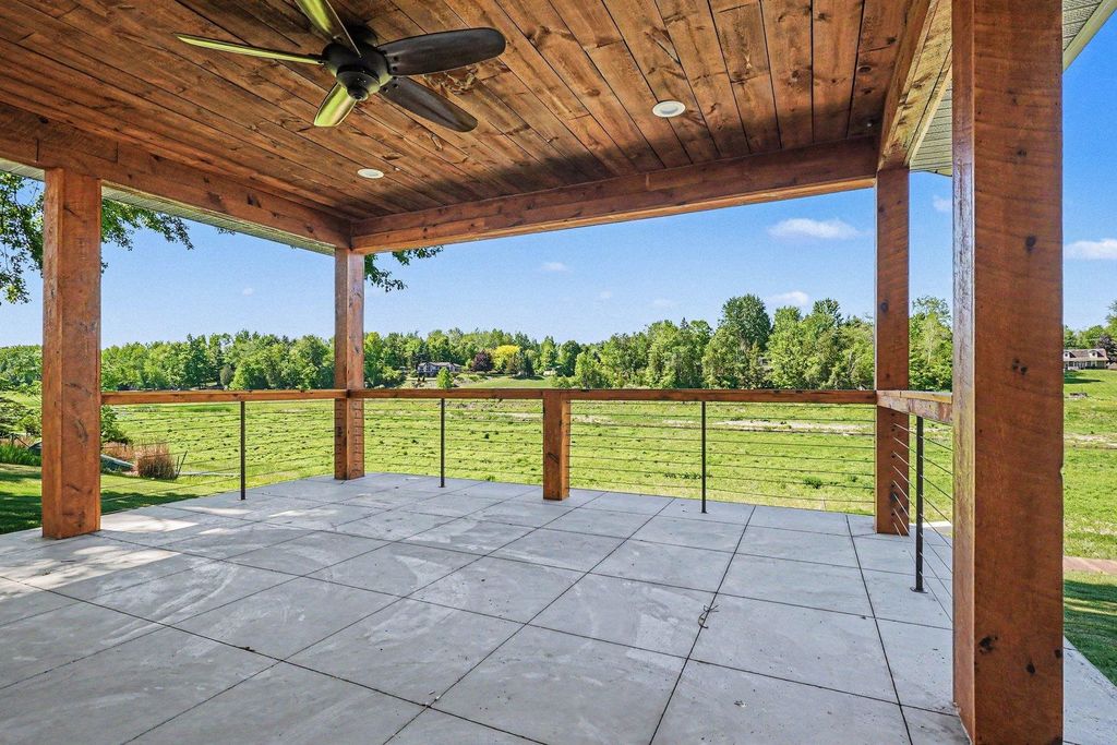 Photo of 777 Quillette Drive, Beaverton, MI 48612 (MLS # 50202954)