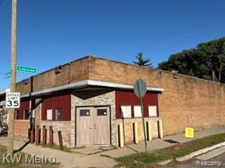 Photo of 18600 W McNichols Road, Detroit, MI 48219 (MLS # 61037898)
