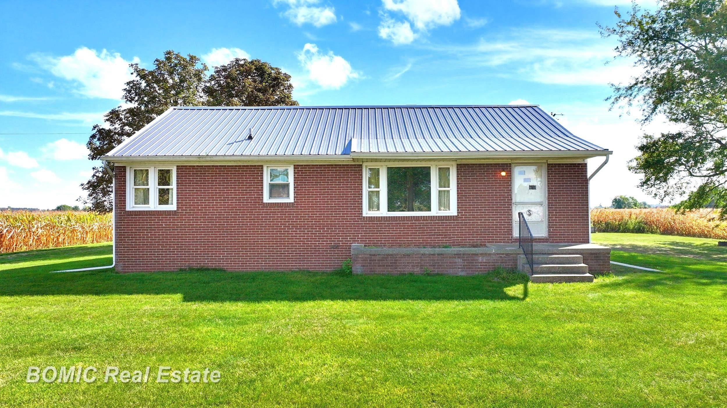 321 S Finn Road