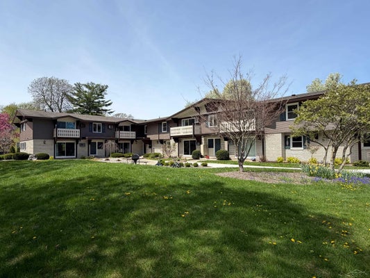 240 W TUSCOLA ST APT 3, FRANKENMUTH, MI 48734 - Image bc17efc0fd2f10fe640bb7b54bdbaa32/3428796657