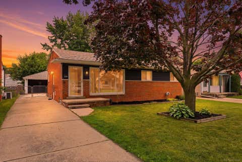 Photo of 22507 Socia Street, Saint Clair Shores, MI 48082 (MLS # 50213083)