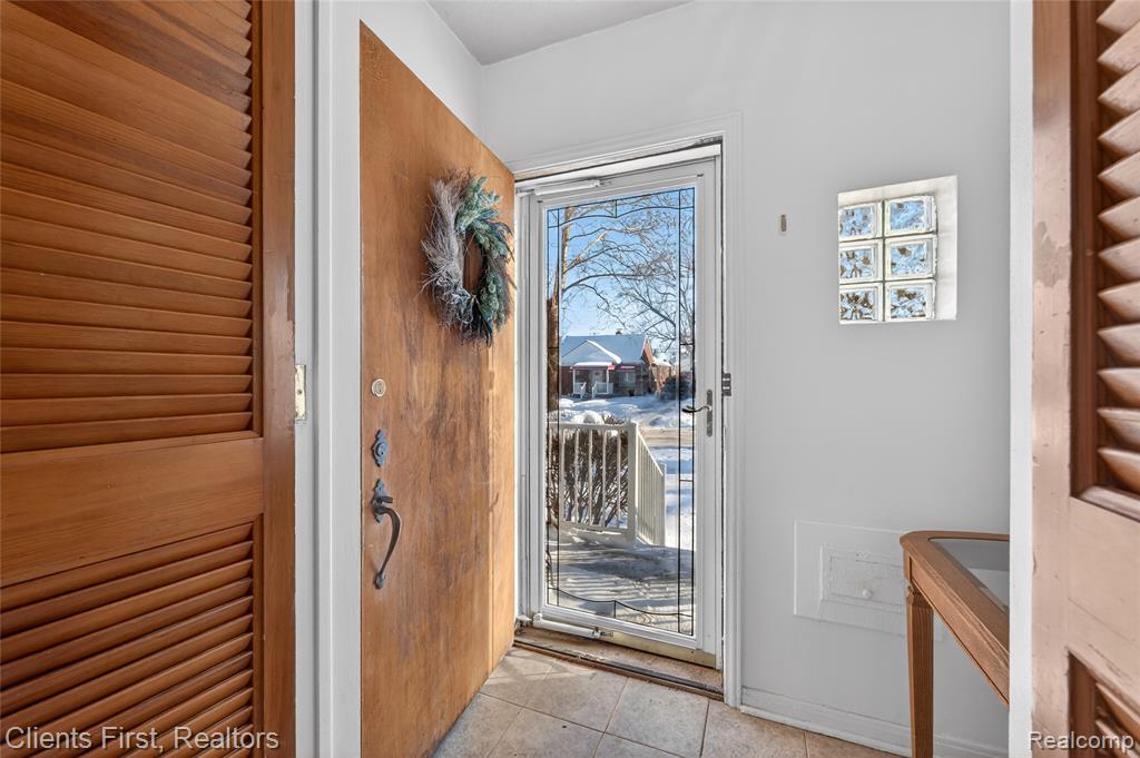 20299 Glastonbury Road