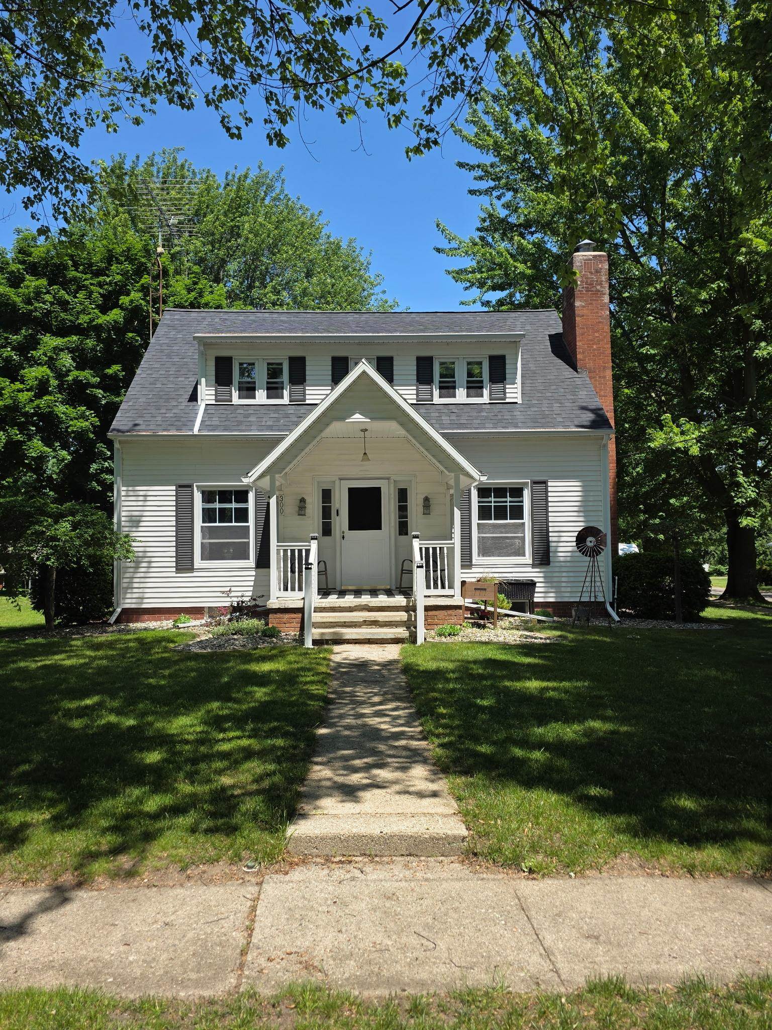 300 Brady Street