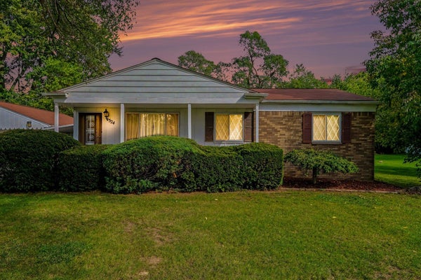 4324 N VASSAR RD, FLINT, MI 48506 - Image be295e1b57ce3c873d82ba4b1e1de409/4260179061