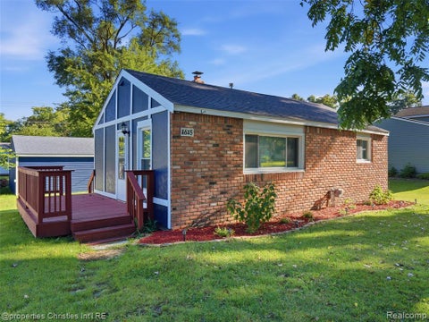 Photo of 4645 Downing Drive, Pinckney, MI 48169 (MLS # 61024787)