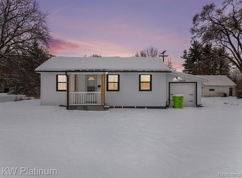 Photo of 24000 26 Mile Road, Macomb, MI 48042 (MLS # 60959222)