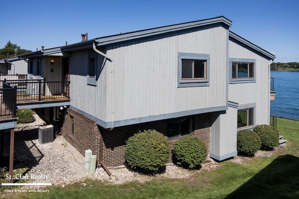 1715 RIVER RD APT 58, SAINT CLAIR, MI 48079 - Image be6bbe29a7a06e4014ec2d36bc776529/251555185