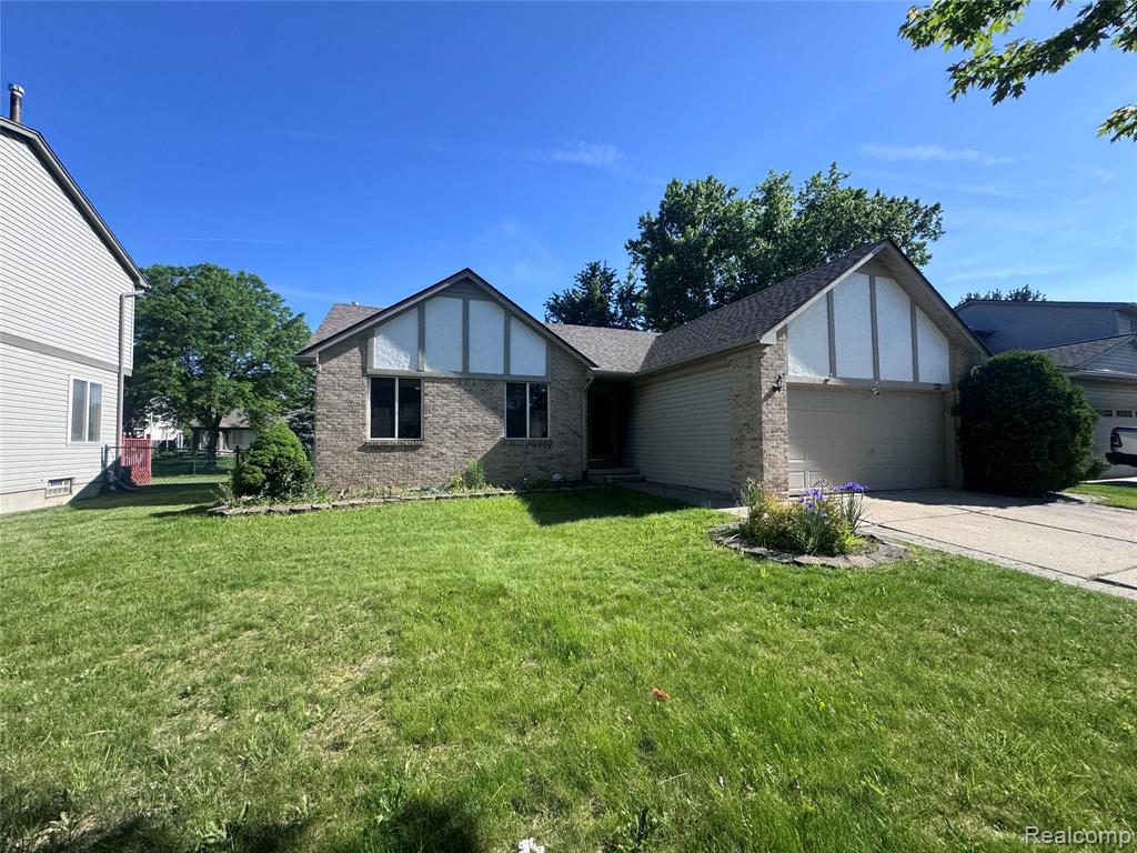 173 Algansee Drive