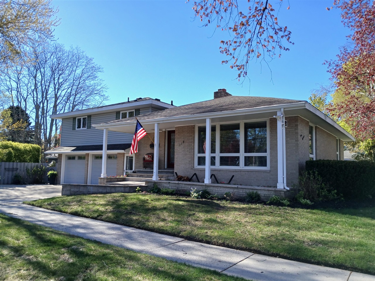318 N Emily Street