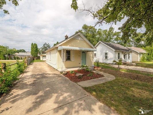 1214 BACON ST, MONROE, MI 48161 - Image bedcf95779e31bcead0e48be04c9fb8f/735300809