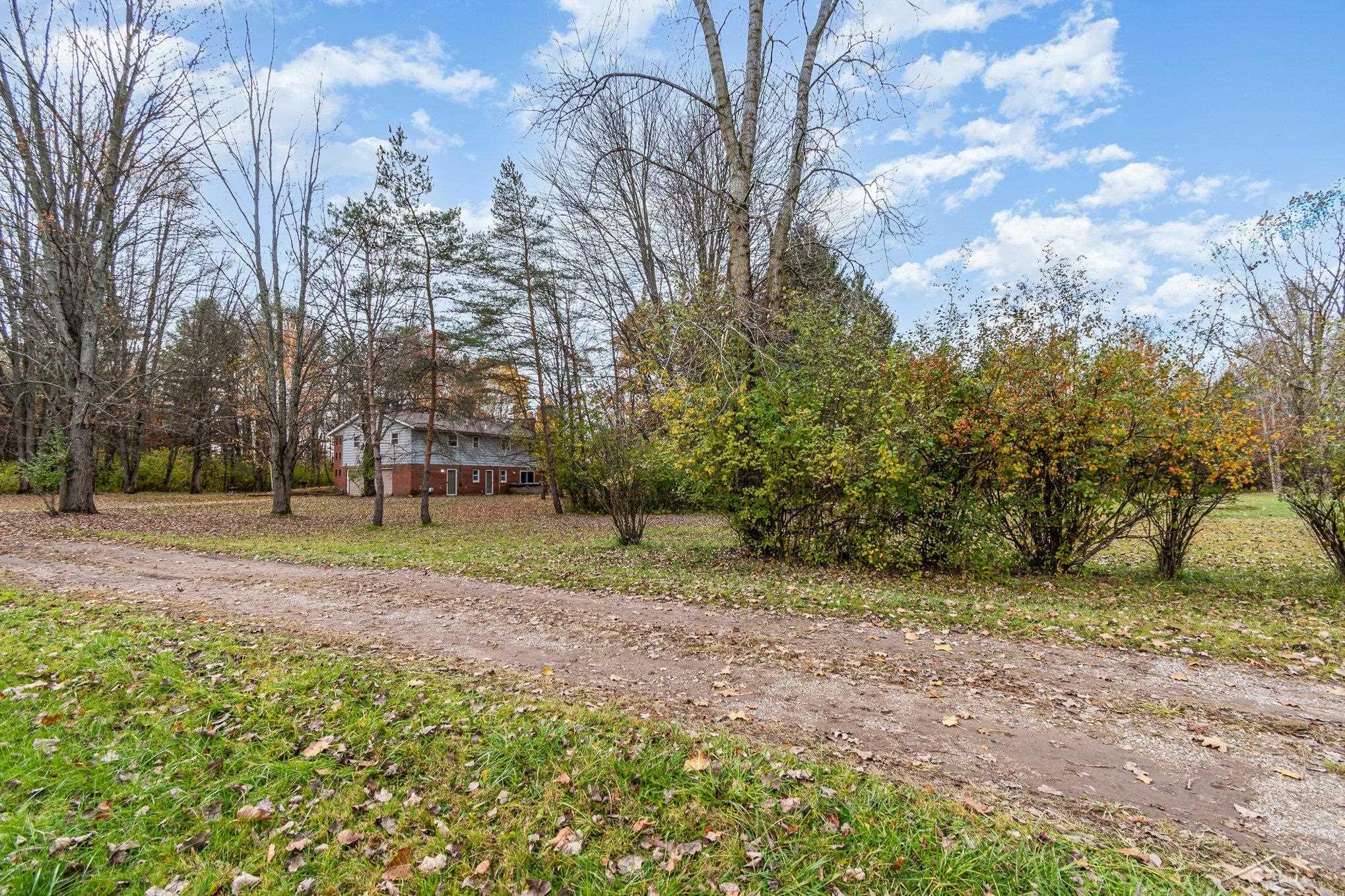 Bridgeport, Michigan 48722, United States, 4 Bedrooms Bedrooms, ,3 BathroomsBathrooms,Residential,Active,238354