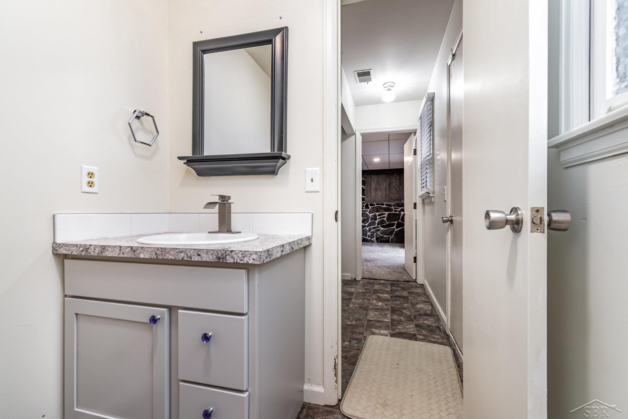 Bridgeport, Michigan 48722, United States, 4 Bedrooms Bedrooms, ,3 BathroomsBathrooms,Residential,Active,238354