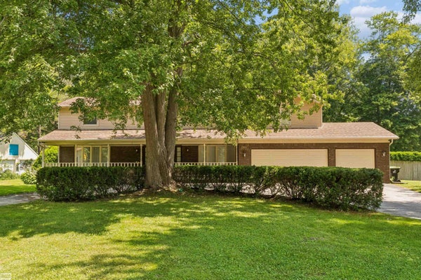 37816 WINKLER ST, HARRISON TWP, MI 48045 - Image bf2fbd04a9d6db7769dff9cfa8c96dd1/3780370605