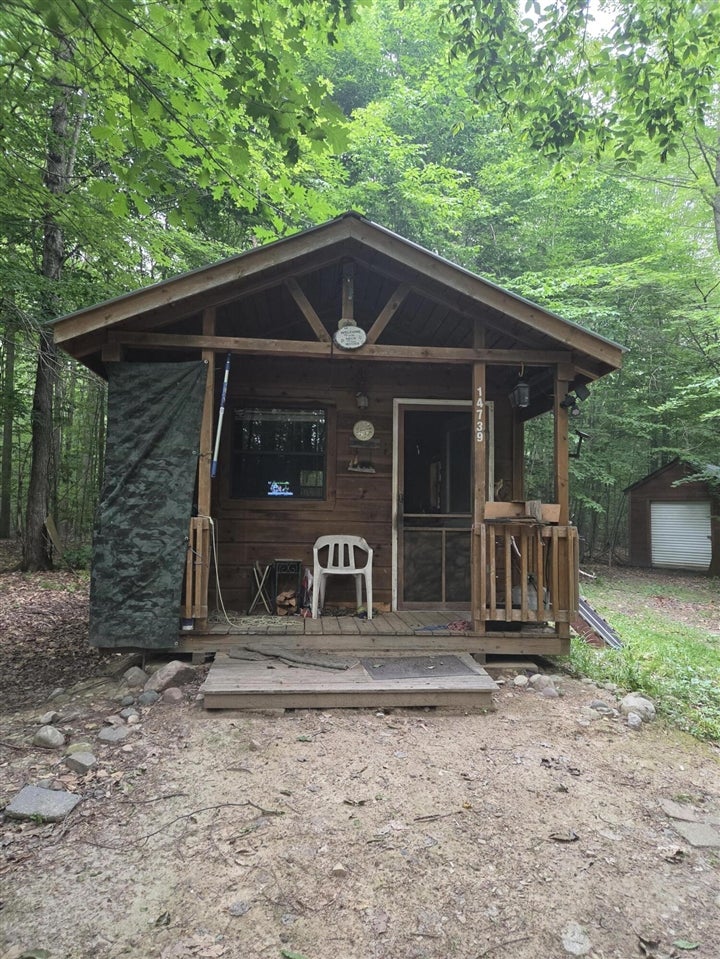 14739 9 Mile Road