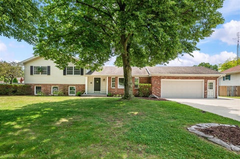Photo of 1346 Desmond Street, Saint Joseph, MI 49085 (MLS # 70538148)