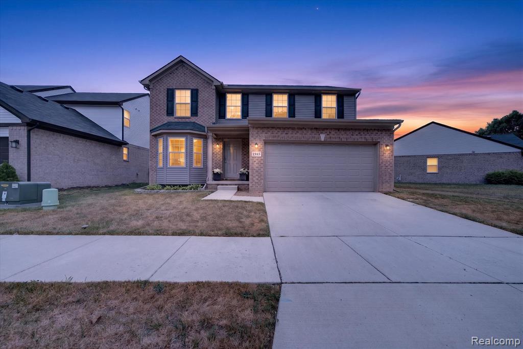 1585 Weeping Willow Court
