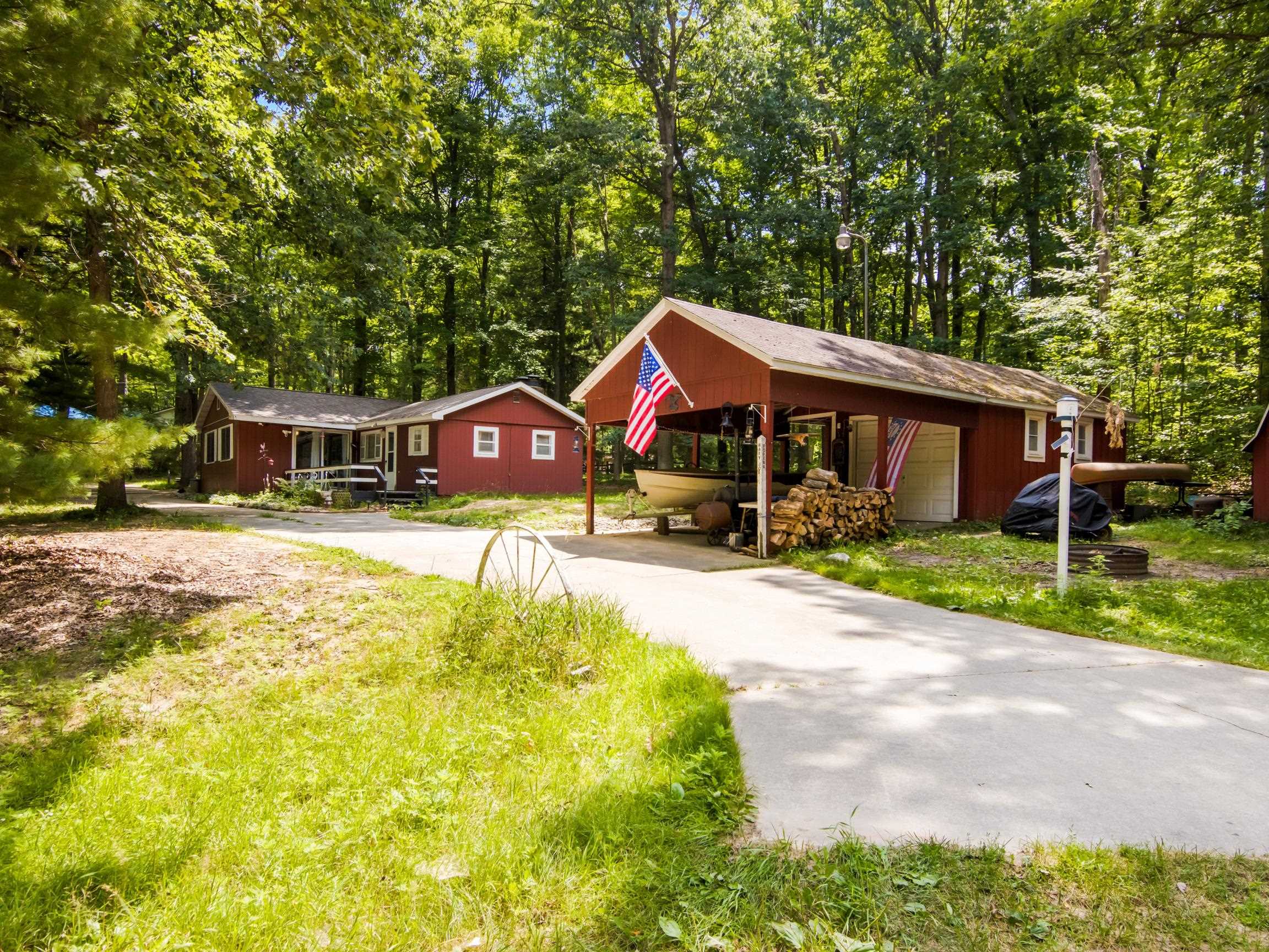 4883 Poplar Drive