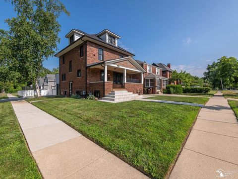 525 Godfroy Avenue Monroe MI 48162