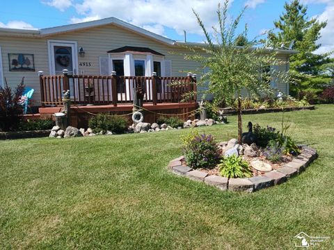 4915 Elm Street Newport MI 48166