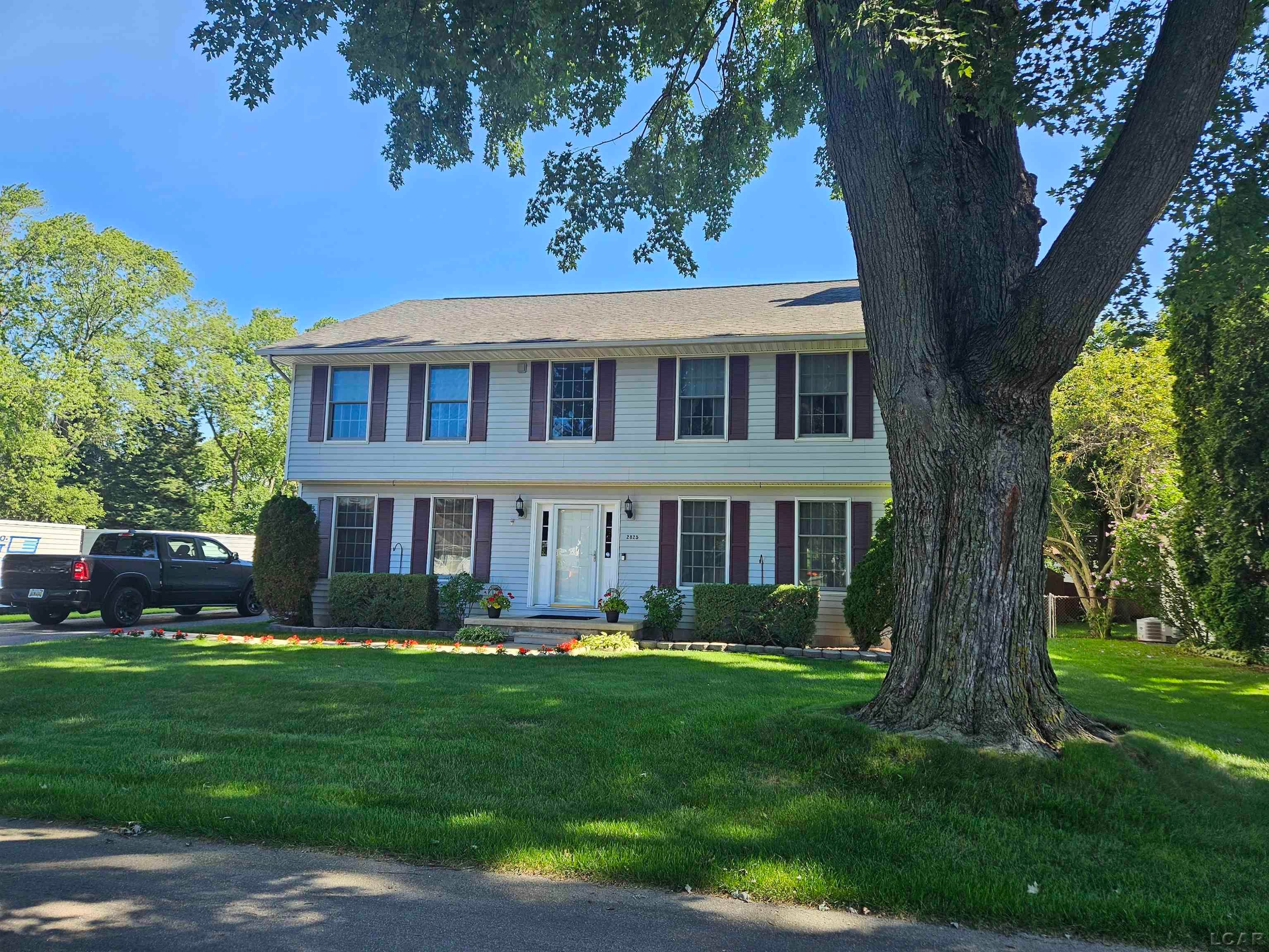 2825 5th Street