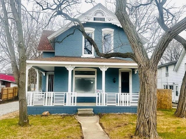 273 Southbound Gratiot Avenue