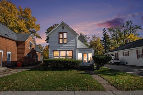 Photo of 955 Colfax Avenue, Benton Harbor, MI 49022 (MLS # 70503500)