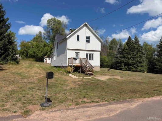 612 KENNEDY ST, IRONWOOD, MI 49938 - Image c1494e04cef26c22684cbdbb0bb8b3cd/2103554015