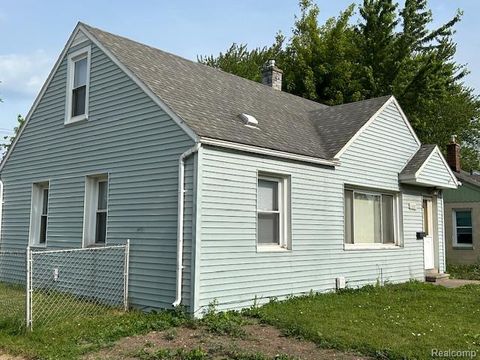 Photo of 23007 Rosalind Avenue, Eastpointe, MI 48021 (MLS # 60985183)