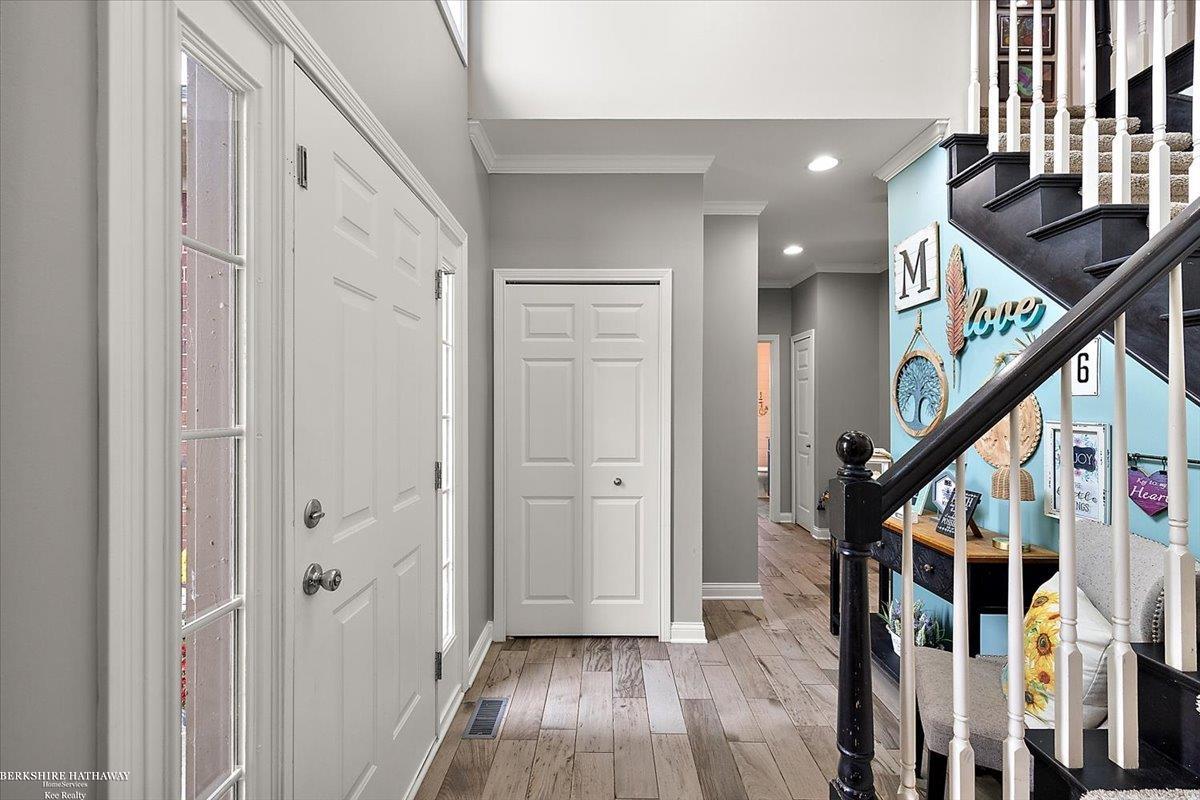 Harrison Twp, Michigan 48045, United States, 4 Bedrooms Bedrooms, ,3 BathroomsBathrooms,Residential,Active,227178